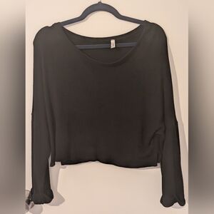 Magic Fit Black Crop Top Sweater Sz Medium